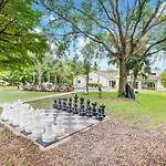 Luxe Retreat With Private Beach & Pool Paradise L53