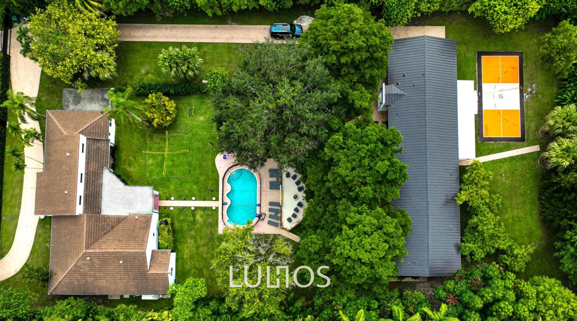 Casa vacanze Luxe Retreat With Private & Pool Paradise L53